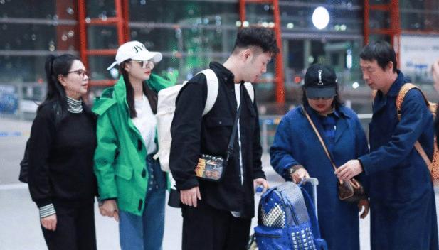 郑爽|挖出杜海涛父母身份，连王思聪都礼让三分，难怪沈梦辰想当儿媳妇