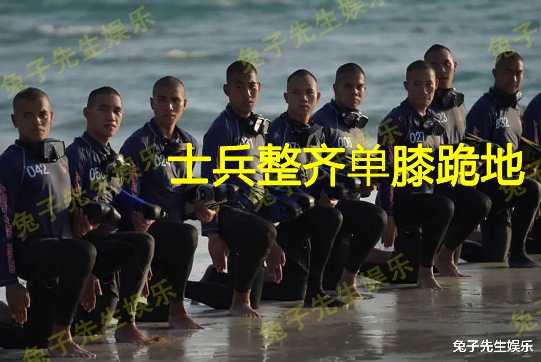 泰國小公主就是不一般，下海教學員潛水，士兵在沙灘跪成瞭一排！-圖3