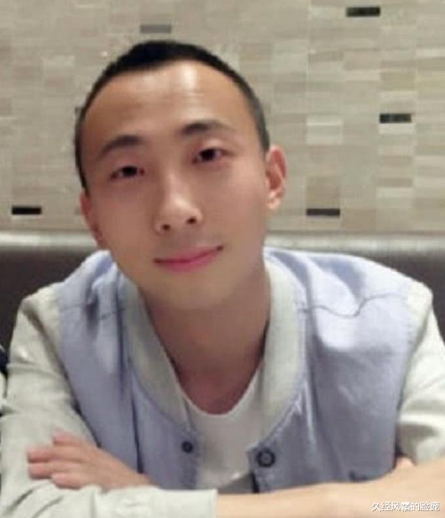 久经风霜的脸庞|他上春晚33次，老婆成了他的专职司机，儿子30岁如今事业有成