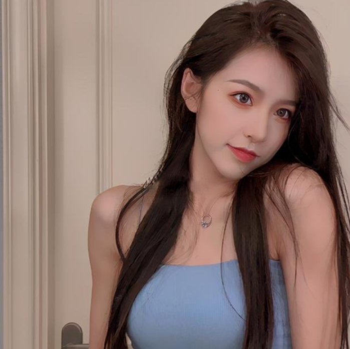 美颜|网红郝一点直播翻车，卸妆后脸都是歪的，原来总裁娇妻也要靠美颜