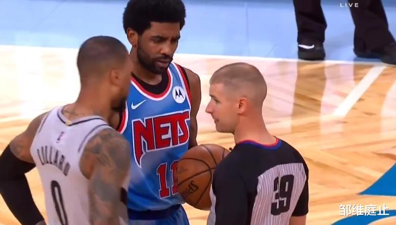 凯里·欧文|10中3！欧文复出状态依旧低迷，杜兰特找其谈话，兄弟你怎么了？