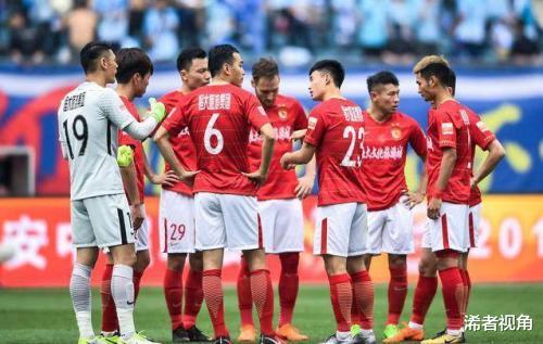 廣州恒大|中午12點！中國足球傳來喜訊：恒大做出重要決定，李鐵成大贏家