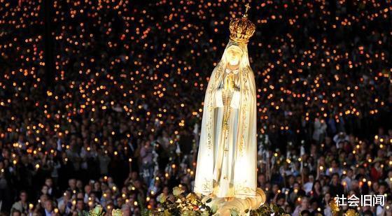 外星人 七万人声称同时目睹外星人，现场频繁出现奇迹，他们疑似看到外星人