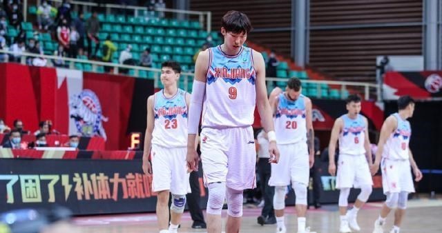 新疆男篮|彻底决裂!曝周琦正式离开新疆男篮,下家或不是辽宁队