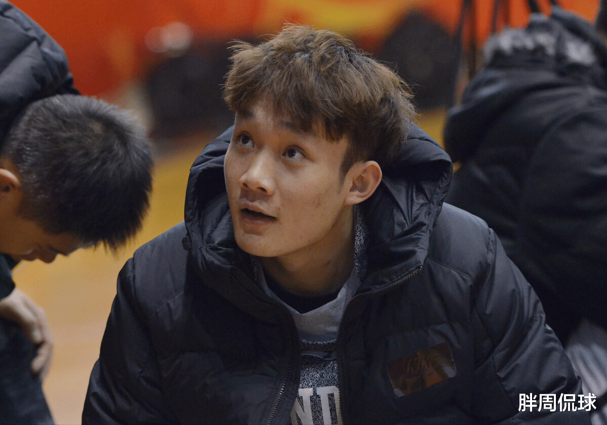 山東男籃|丁彥雨航漂移三分，CBA頂薪先生突破根本拉不住，2屆MVP王者歸來