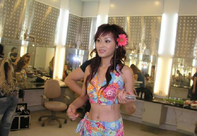 沈腾|23岁嫁世界冠军，因艺人出身被婆婆嫌弃，坐月子都是回娘家坐的