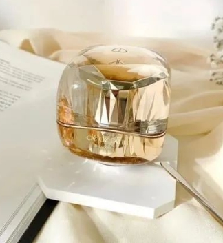 高圆圆|INS推荐!7款干皮油皮都爱面霜「毛孔细致、抗老抚纹」