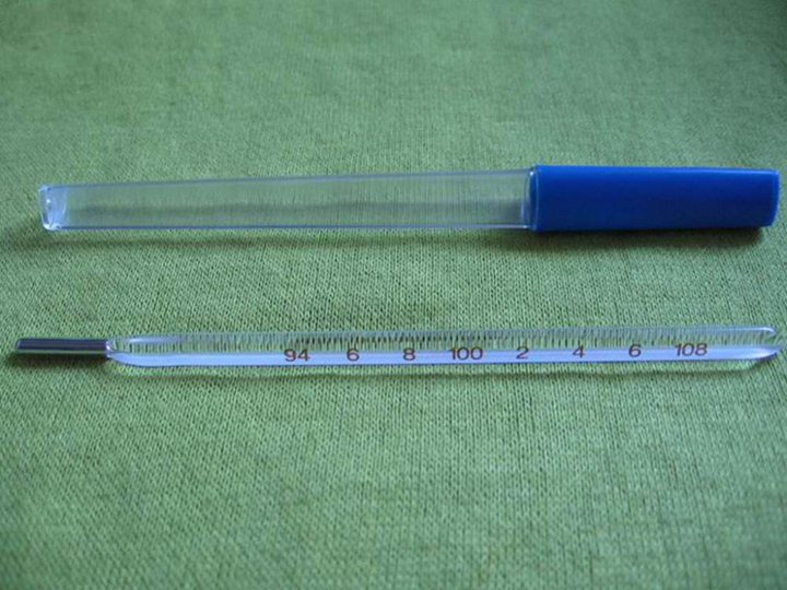 齐姐育儿|3岁孩子咬碎温度计，误吞水银，奶奶的急救方法，连医生都称赞