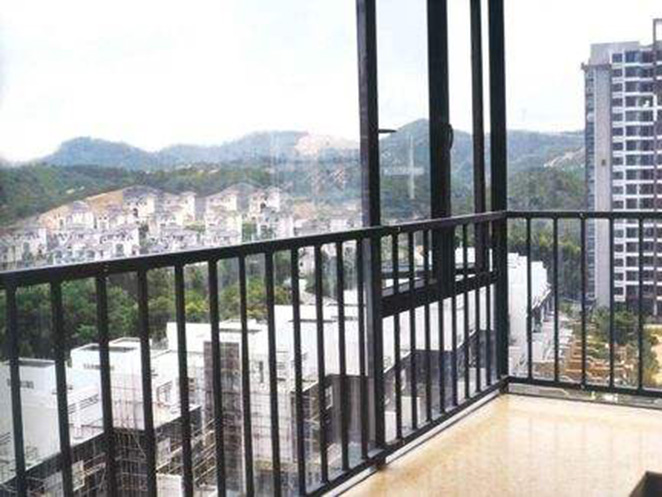 封阳台|新房买在高层，要不要封阳台？看到邻居家的阳台才知道