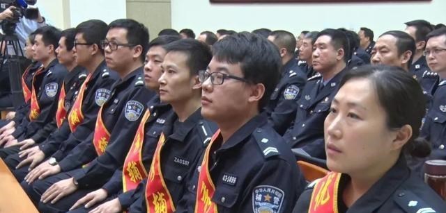 依科育儿吧|辅警和协警只有一字之差，工资待遇却差距明显，学生需慎重选择