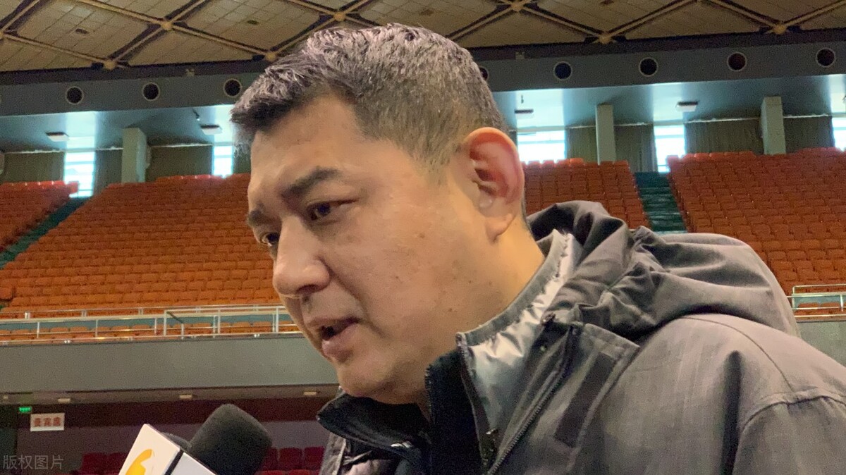 丁彦雨航|丁彦雨航正式摊牌！1细节暗示未来去向，CBA黑马或遭重创