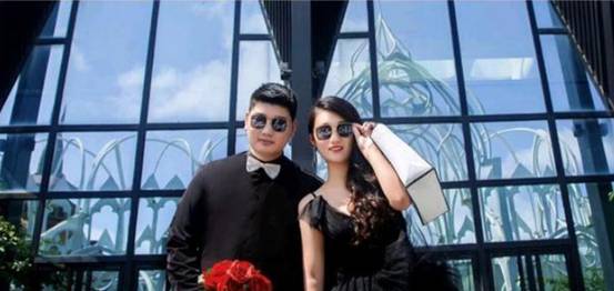 陈亚男|大衣哥儿媳陈亚男直播做饭，厨房内景意外曝光，网友：怎么吃得下？