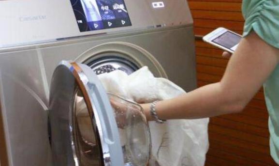 京跃伟哥|洗衣服只知道倒洗衣液?错了!教你正确做法,衣服洗得更干净