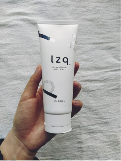 时尚学姐爱种草呀|这5款贫民级“不起眼”的洗面奶,却是学生党的最爱,好用不贵