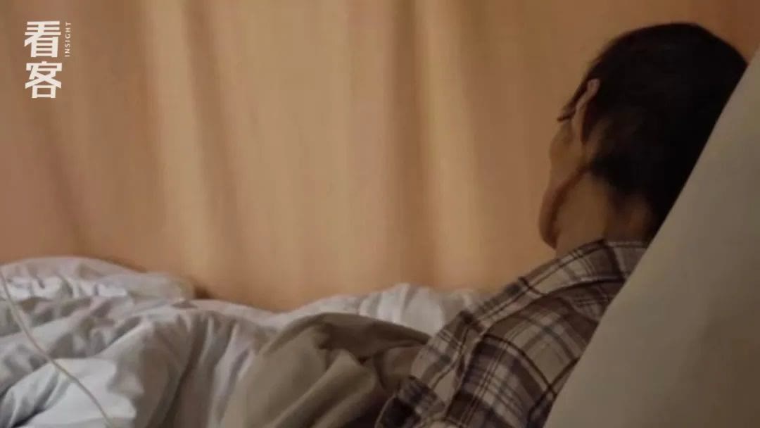 红团团医生LYNN|一个中国家庭的告别：妈妈患癌，我被瞒了一年