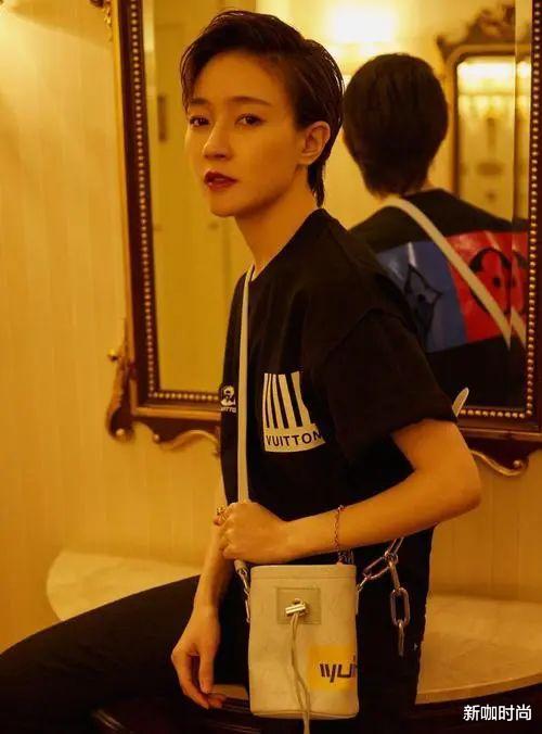 短发|有颜值真豪横！王丽坤化身“小黄毛”，却满满都是高级感