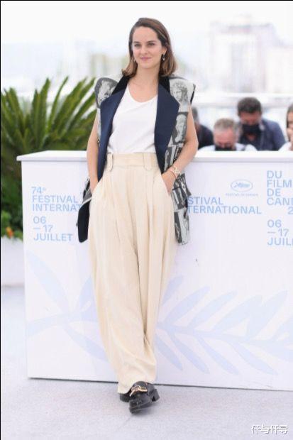 仟与仟寻|姜还是老的辣,非典型战袍称霸戛纳红毯,帅气女星挤掉维密风月派