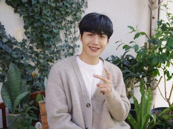 MARRY 金宣虎前女友崔英雅的前夫爆料，她多次婚内出轨，而且贪图钱财