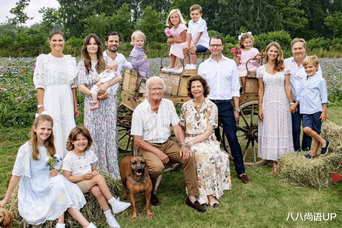 八八尚语UP|瑞典女王储带子女现身，妈妈穿亲子装减龄，小公主赤脚无公主包袱