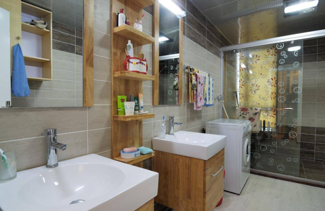 卫生间太难打扫怎么办？掌握这些小知识，卫生死角全不见