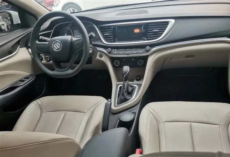 社会很简单 我算是看透了！10万块根本买不到好车！选车难，穷人选车更难