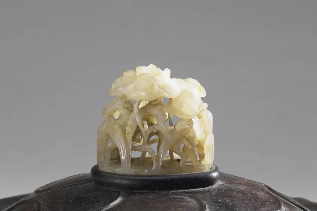 故宫博物院|盛世传承—小器物大传奇--玉炉顶