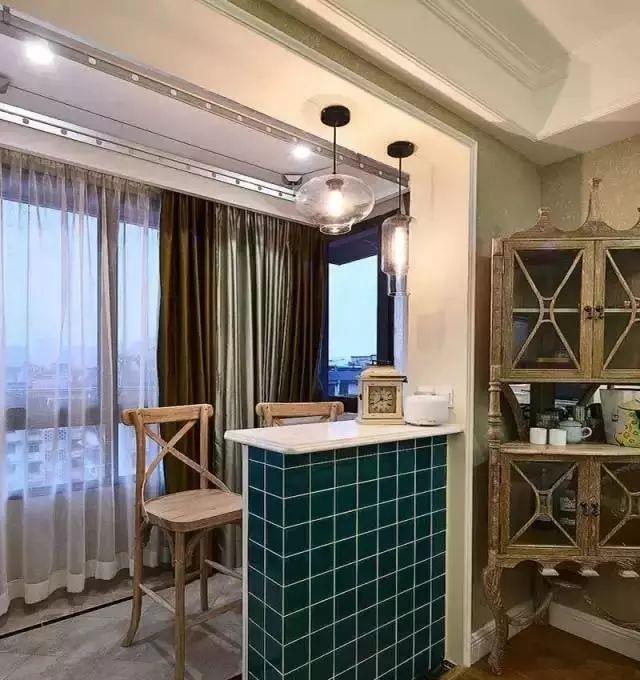 阳台门可以装修的时候不装,以后再安装吗?这样好不好?