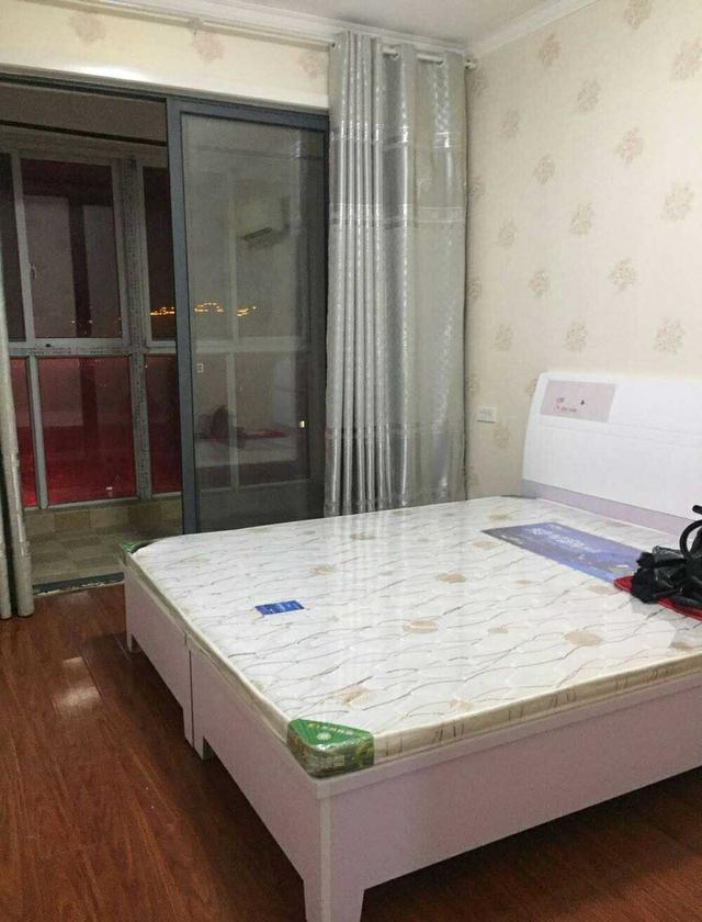 刚装修新房都没入住,却迫不得已1800元出租,被租客整成垃圾场!