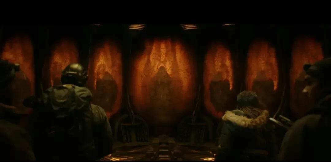 育邻人|今夏最嗨爽的怪兽片,就是它