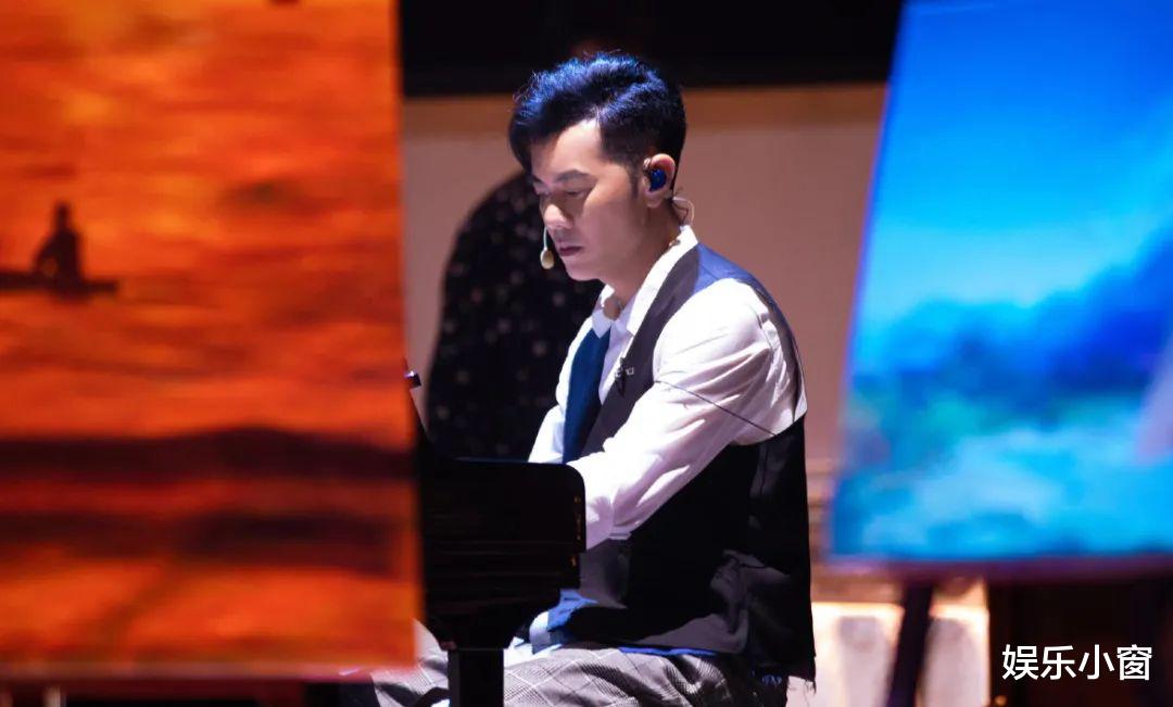 李雪琴|《披荆斩棘的哥哥》进入尾声，下季《蒙面唱将》嘉宾也有着落了？