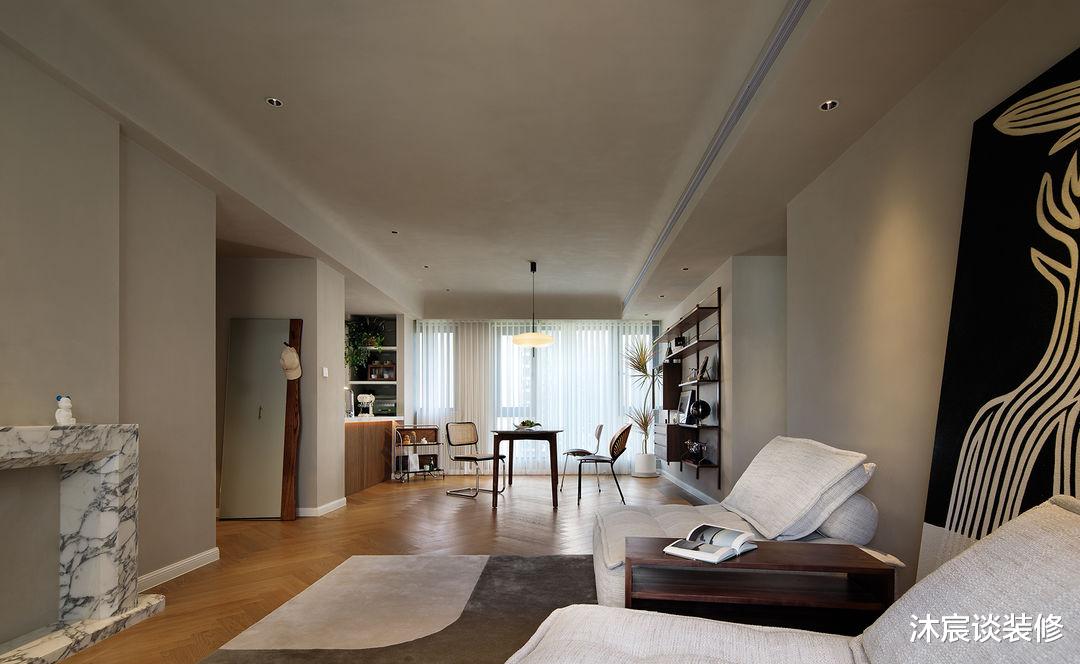 沐宸谈装修 深圳男子晒出自己的独居生活,室内温馨精致,网友问:还缺女主吗?