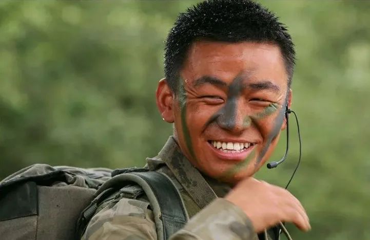 王宝强|郑爽引发娱乐圈的“大地震”；“蠢货王宝强”终于被爆出真面目