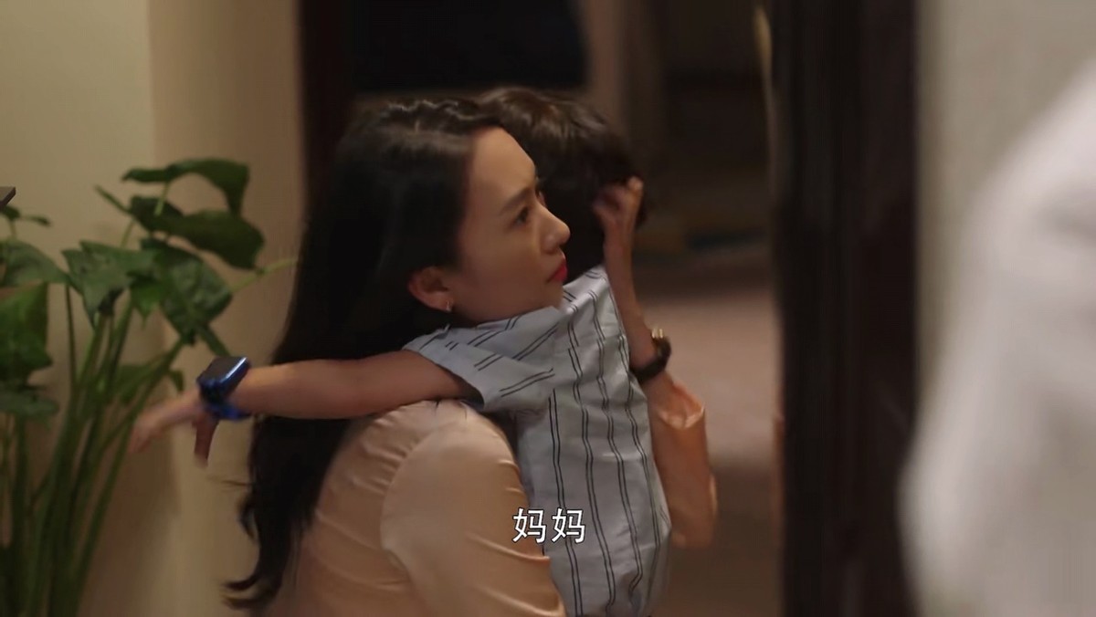 开心果妈妈育儿间|家有女孩,4个方面要和男孩一样养,未来能少走弯路家长别舍不得