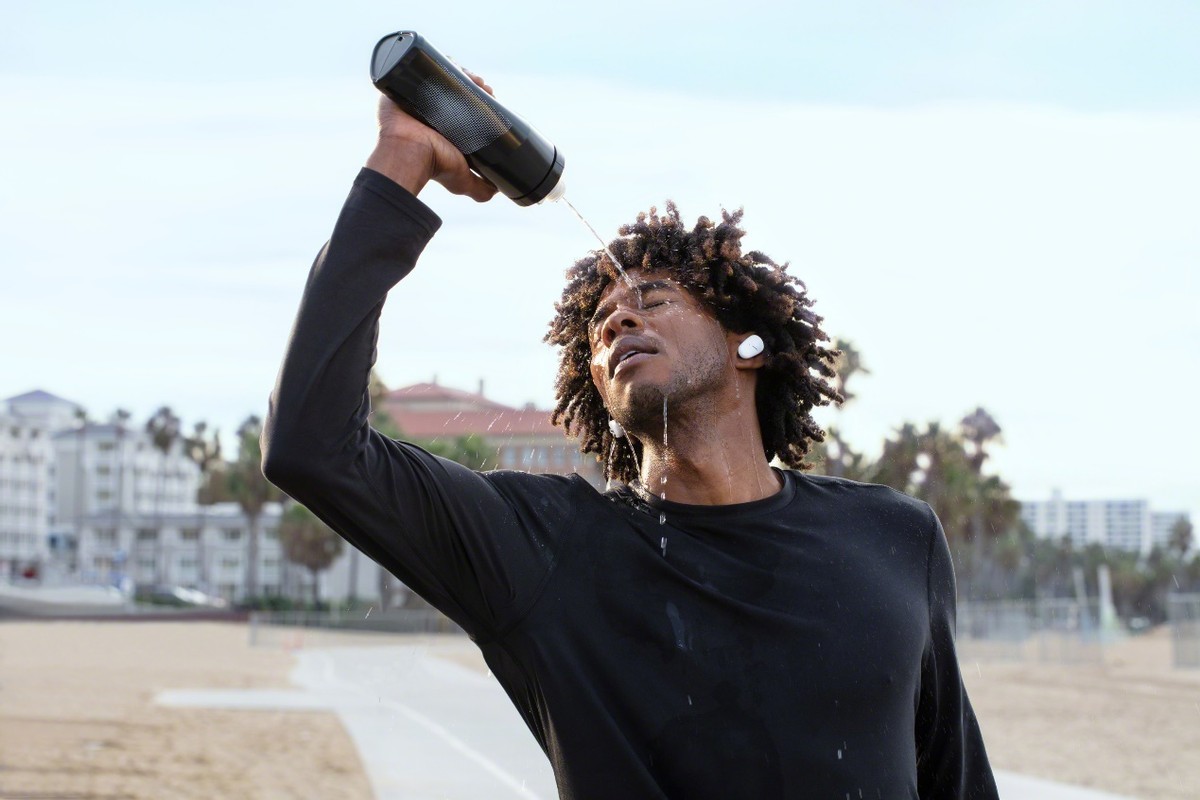 索尼|整活还得看索尼，运动蓝牙耳机玩起了自适应降噪