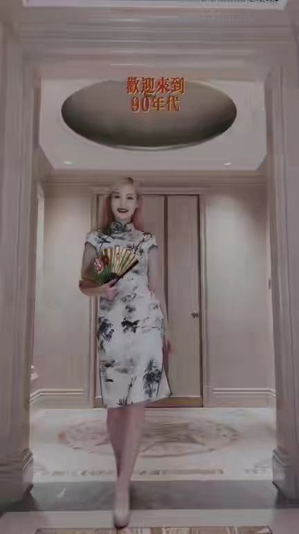 马蓉|马蓉女儿长这么大了！10岁身高随爸穿衣变小土妞，马蓉却越来越滋润