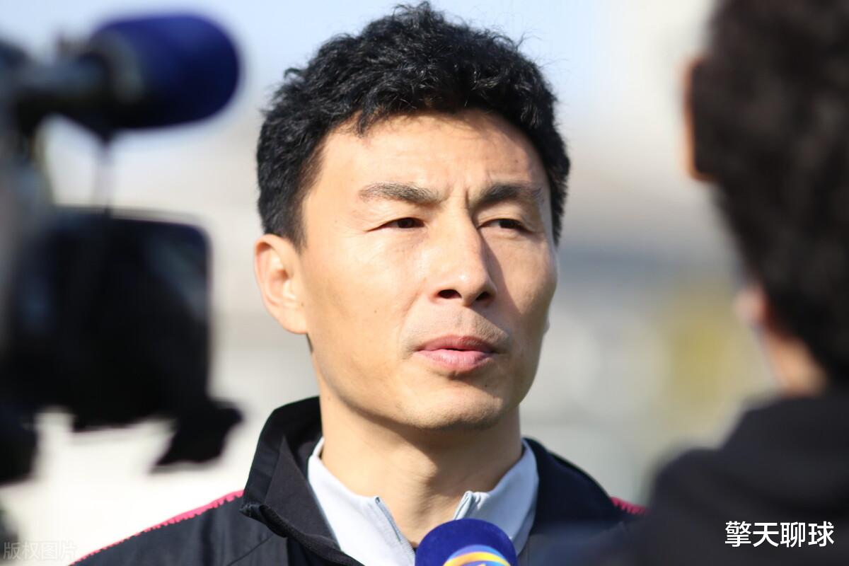 李玮锋|太敢说了！李玮锋作出争议表态，中国足球再遭打击，球迷齐声点赞