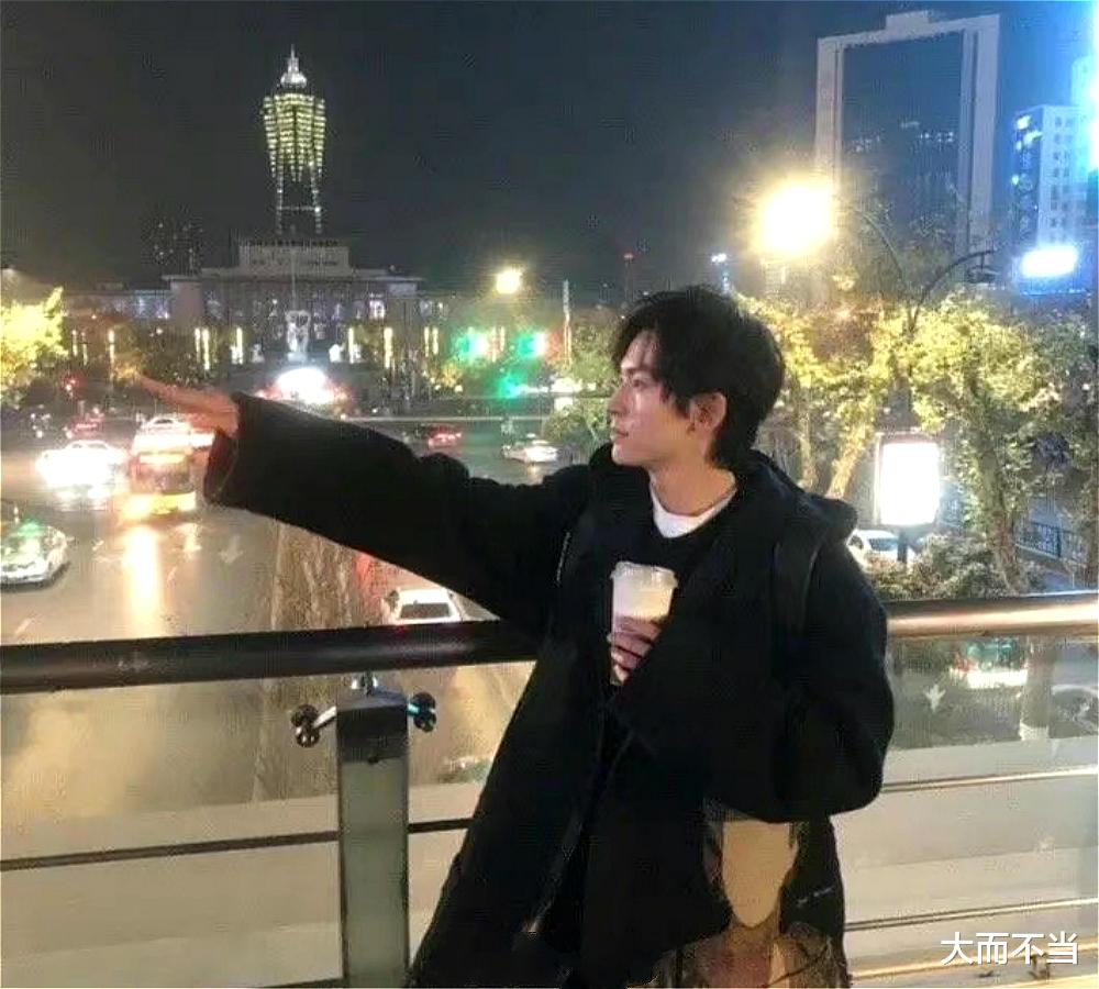 赵薇|赵薇这个跟头，栽得比郭敬明还大