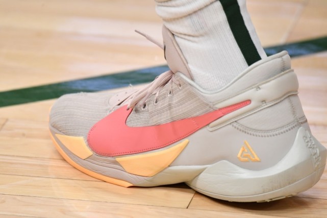 陈博主潮物Sneaker|以下五人，谁最有可能获得FMVP？