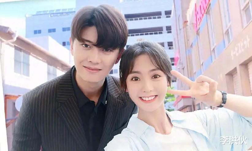 吻戏|新剧吻戏全部用吻替，任嘉伦对吻戏的操作引人不满：嘴镶金了吗？