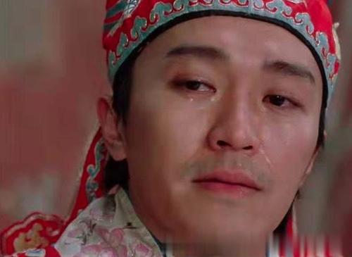 周星驰|周星驰为什么至今不结婚？吴孟达：她的离开，染白了星爷的黑发