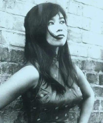 周洁琼|与李小龙齐名，20岁红遍英国，80岁和周杰伦飙戏，至今仍是传奇！