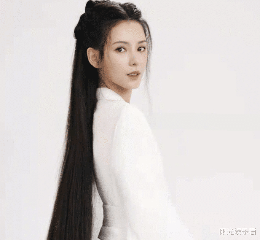 郎朗|谁说浓颜不适合古装，张予曦和热巴证明，翻车的不是明星，是造型师