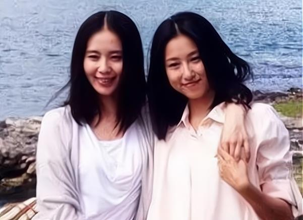 杨幂|替身与明星合影照，居然比本尊都像，最后一个连老婆都差点认错