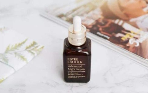 护肤品|女人过了40岁以后，这3种护肤品用起来，精致又漂亮，遇到别错过