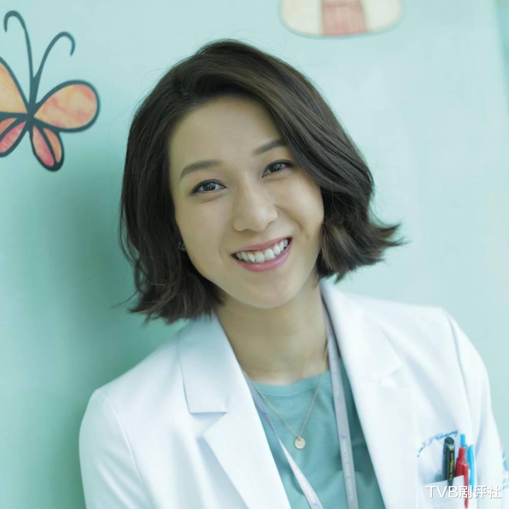 |钟嘉欣回港争视后呼声最高，林夏薇获陈晓林峯拉票