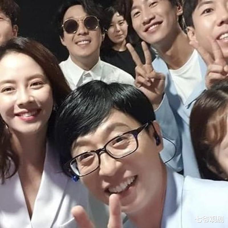 刘在石|模范刘在石再添模范事迹，清晨下围棋，勤练腹肌要做主持界玄彬？