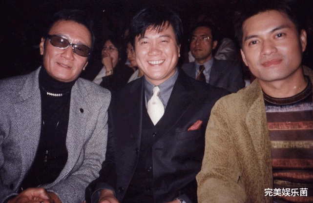 万梓良|晚节不保?64岁万梓良现身商演,欲强吻送花粉丝,已不是第一次了