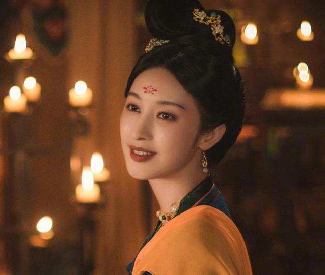 陈数|8位动脸女星，鞠婧祎塌鼻变翘，陈数被赞旗袍女王