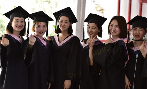 糯妈育儿经|大学生“请假条”火了，辅导员直接给假，直言：记得带点喜糖回来