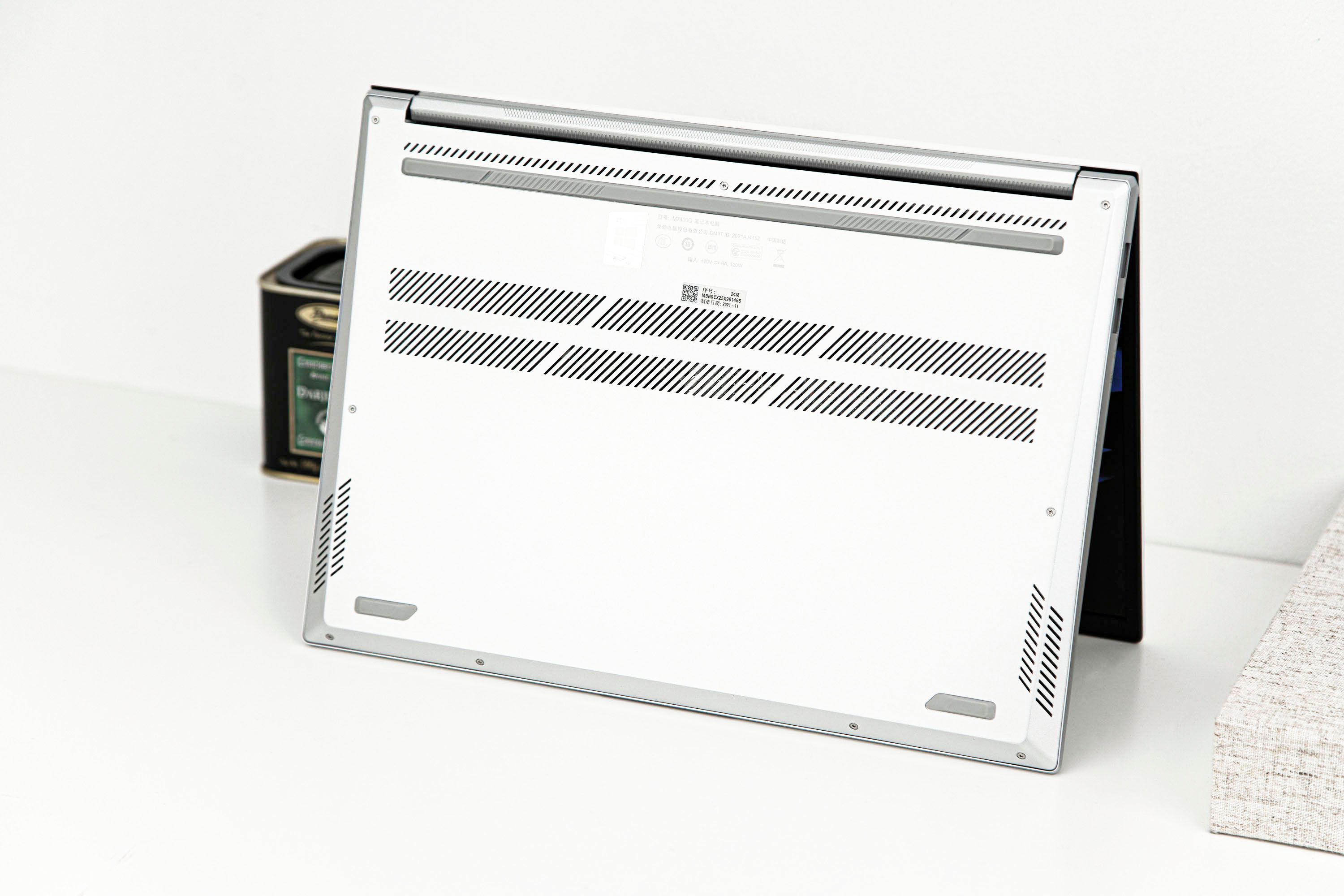 |輕薄創(chuàng)作體驗 流暢運行3A？這輕薄本了不得 靈耀Pro14評測